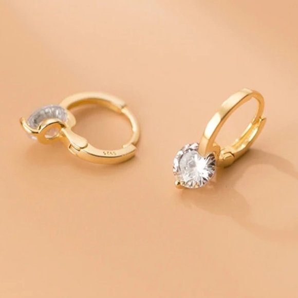 *NEW 925 Silver 2CT Solitaire Diamond Huggie Hoops - Picture 8 of 9